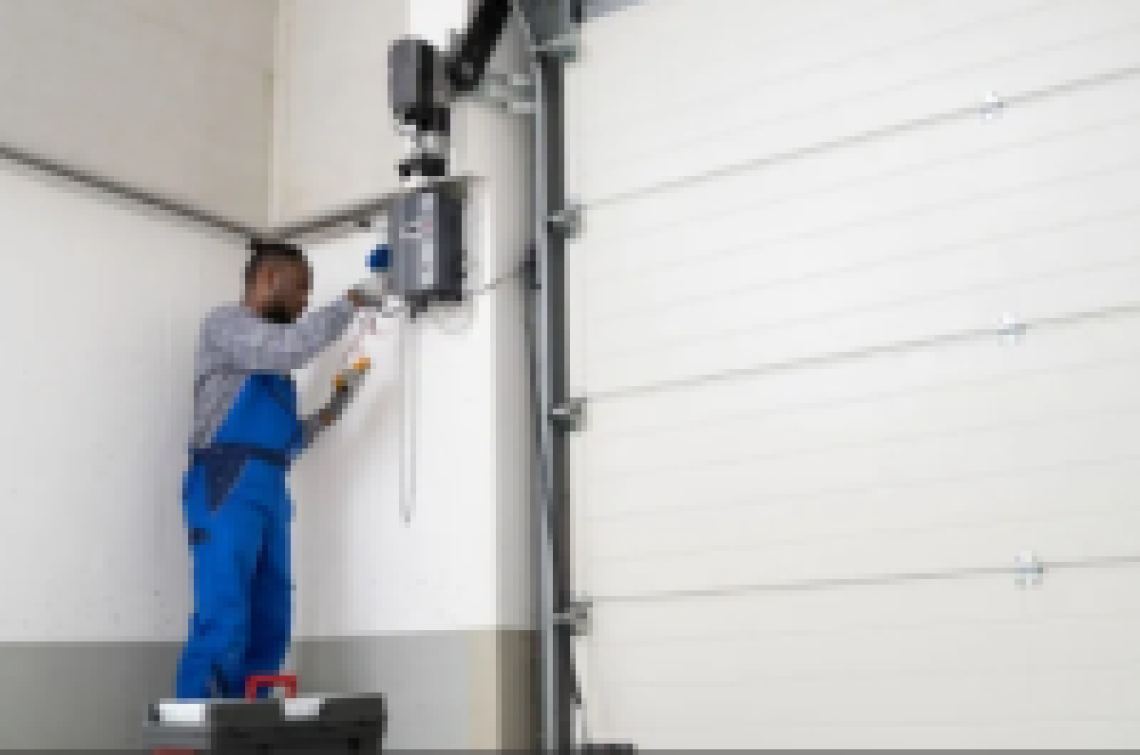 Comment les capteurs intelligents et les dispositifs de s&eacute;curit&eacute; pr&eacute;viennent les accidents de porte de garage 